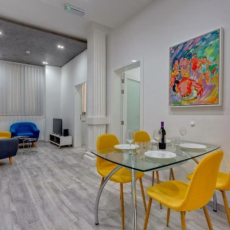 Stylish 3Br Apartment, Fantastic Location In Sliema Buitenkant foto