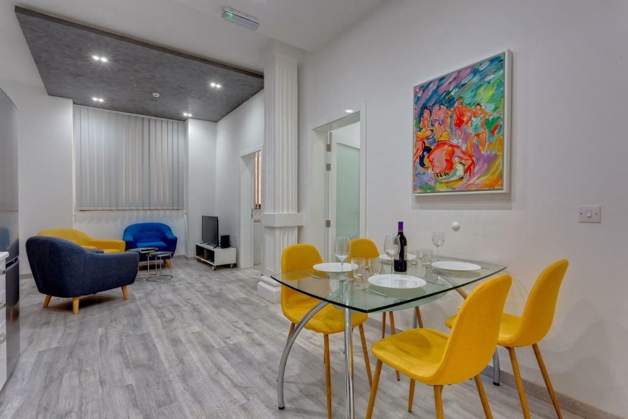 Stylish 3Br Apartment, Fantastic Location In Sliema Buitenkant foto